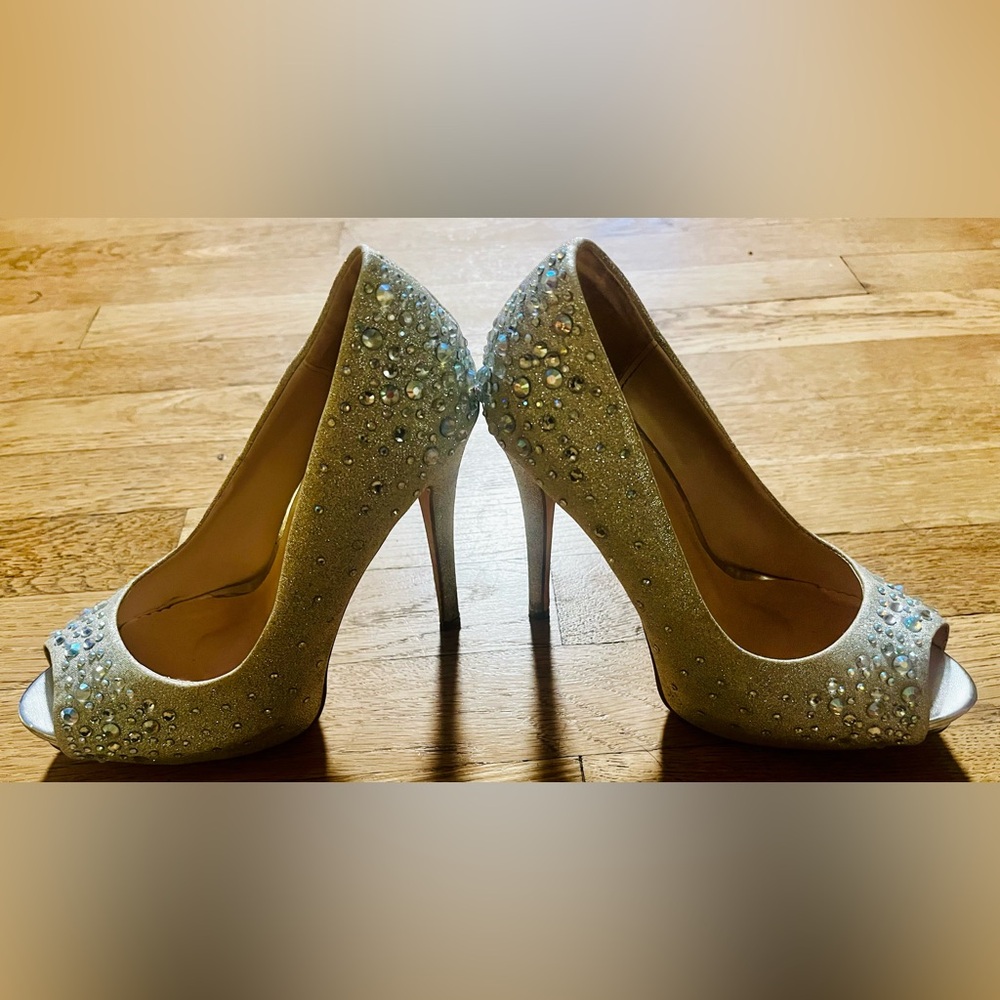 Silver Sparkly Peep-Toe Heels Sz 7